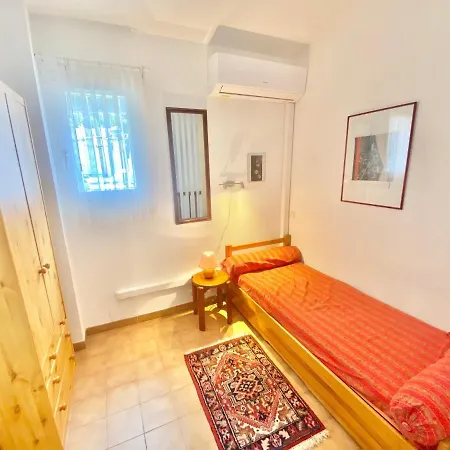 Holiday home Yara Vue Mer Piscine 4pax *
